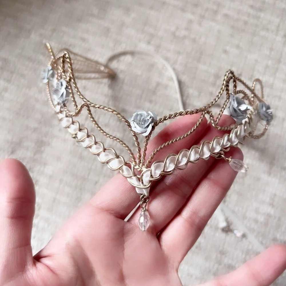 Elegant Gold and Silver Women's Headpiece